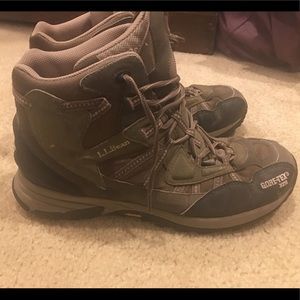 LL Bean Men’s size 10 Gore-Tex Hiking Boots